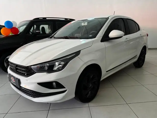 Carro Fiat Cronos 2023 Drive 1.0 (Flex) MT