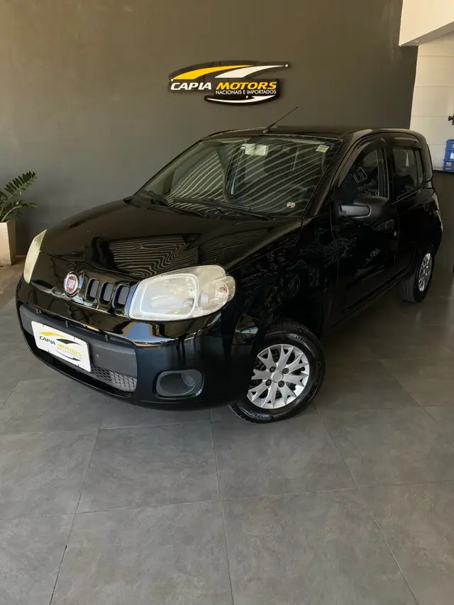 Carro Fiat Uno 2013 Vivace Italia 1.0 8V (Flex) 4p