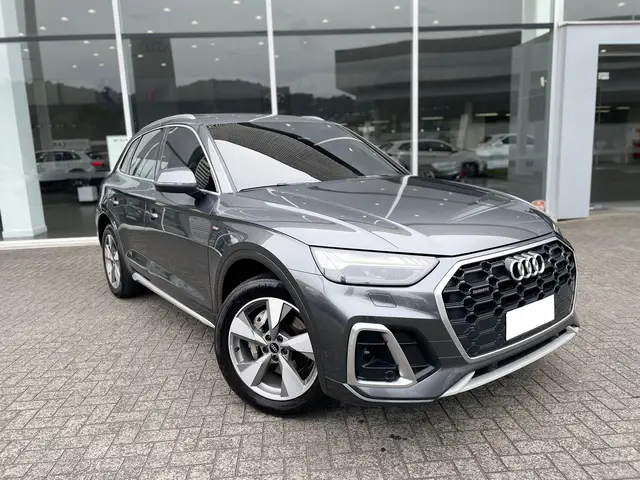Carro Audi Q5 2023 S-line 2.0 TFSI quattro S tronic (Aut)