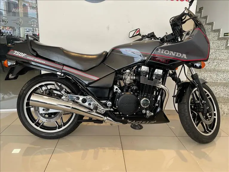Honda CBX 750 Four Magia Negra