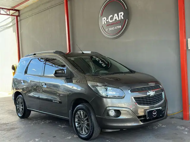 Carro Chevrolet Spin 2014 Advantage 5S 1.8 (Flex) (Aut)