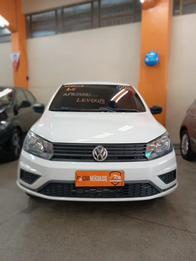 Carro Volkswagen Voyage 2022 1.6