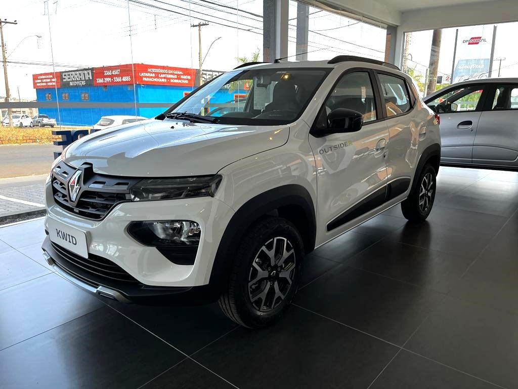 Kwid Outsider 1.0