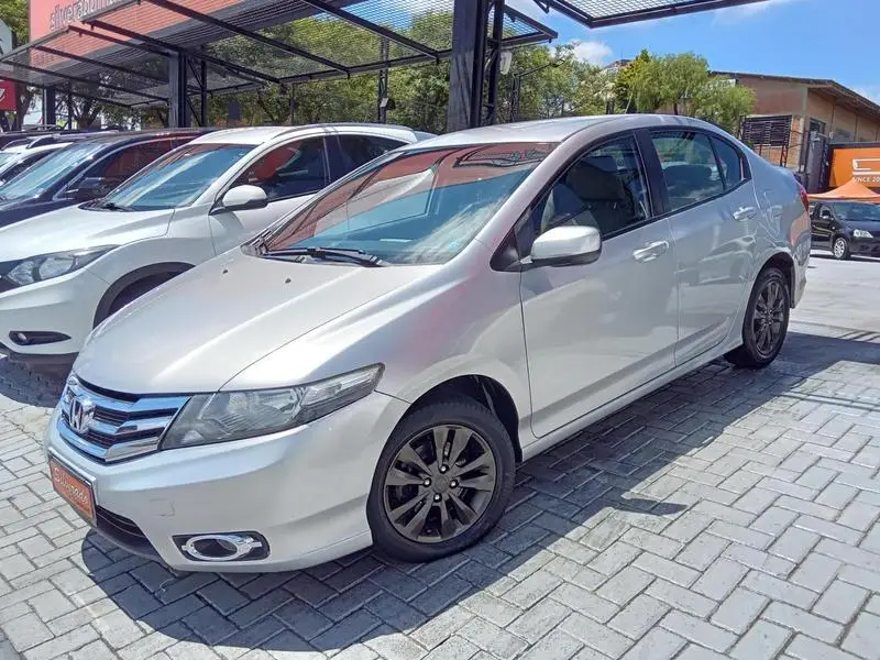 Honda City LX 1.5 16V (flex)