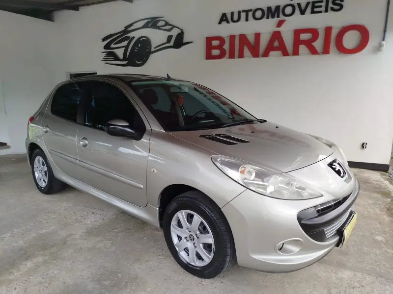 Peugeot 207 Hatch XR 1.4 8V (flex) 4p