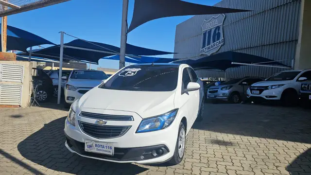 Carro Chevrolet Prisma 2015 1.4 LT SPE/4 (Aut)