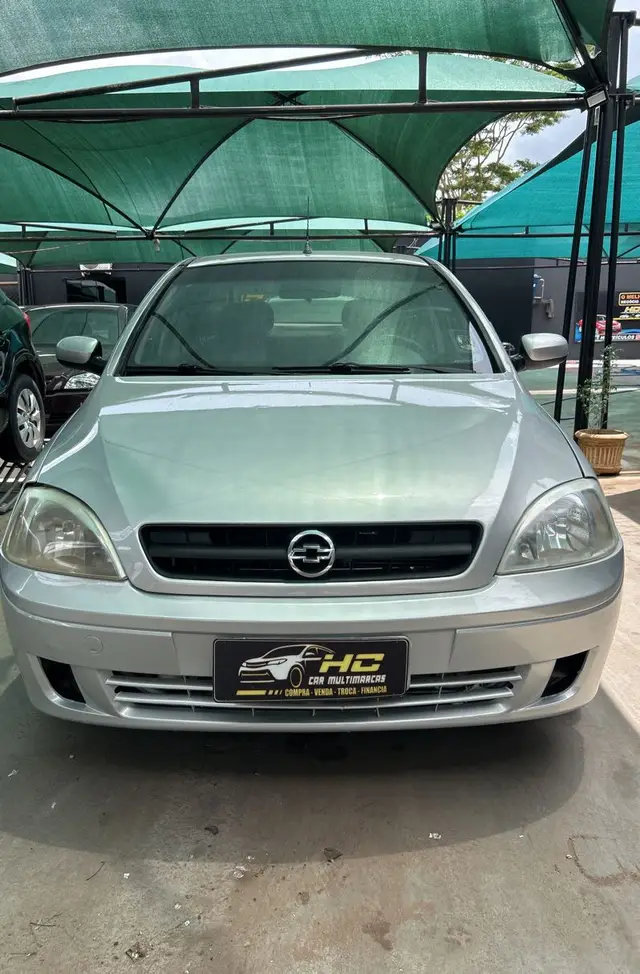 Carro Chevrolet Corsa Sedan 2005 Premium 1.0 (Flex)