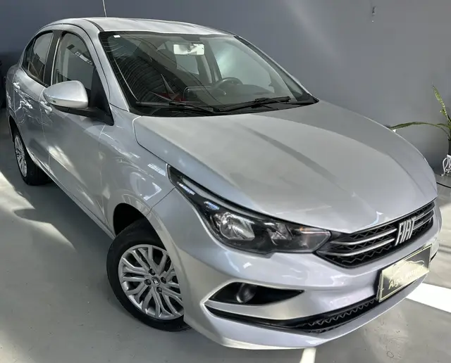 Carro Fiat Cronos 2023 Drive 1.0 (Flex) MT
