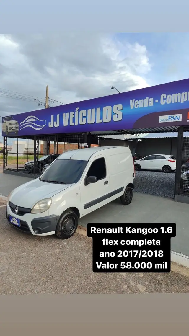 Carro Renault Kangoo Express 2018 1.6 16V Com Porta Lateral (Flex)