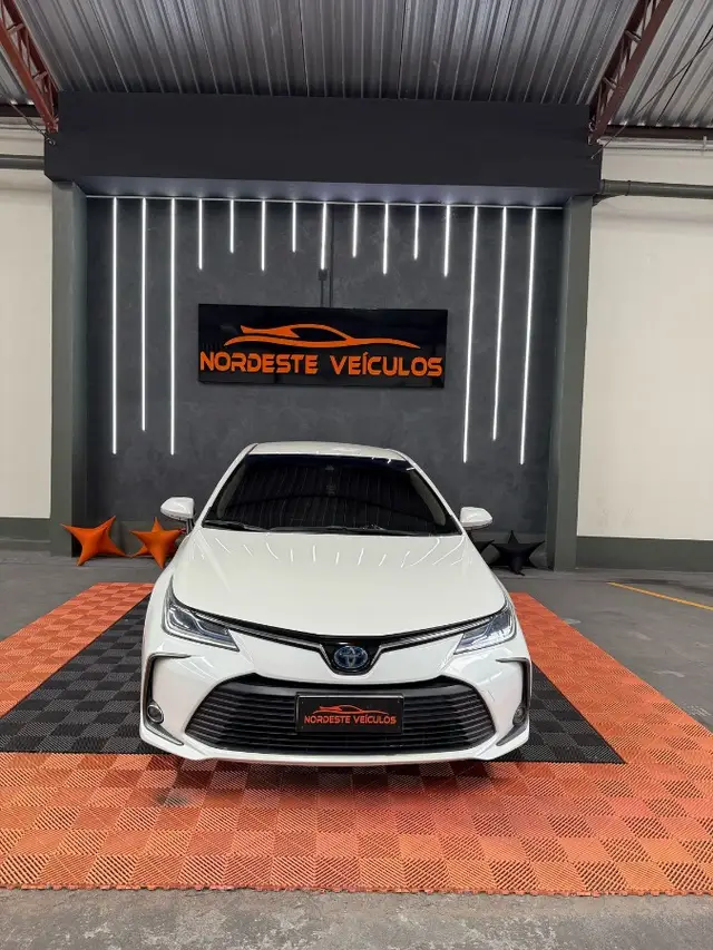 Carro Toyota Corolla 2021 1.8 VVT-I HYBRID FLEX ALTIS CVT