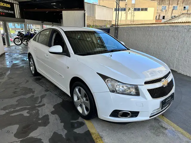 Carro Chevrolet Cruze 2012 LT 1.8 16V Ecotec (Flex)