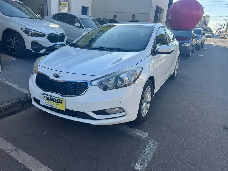 Kia Cerato 1.6 16V  Flex (Automatico)