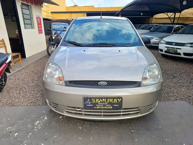 Carro Ford Fiesta Sedan 2007 1.6 (Flex)
