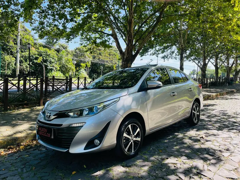 Toyota Yaris Sedan 1.5 XLS Connect CVT (Flex)