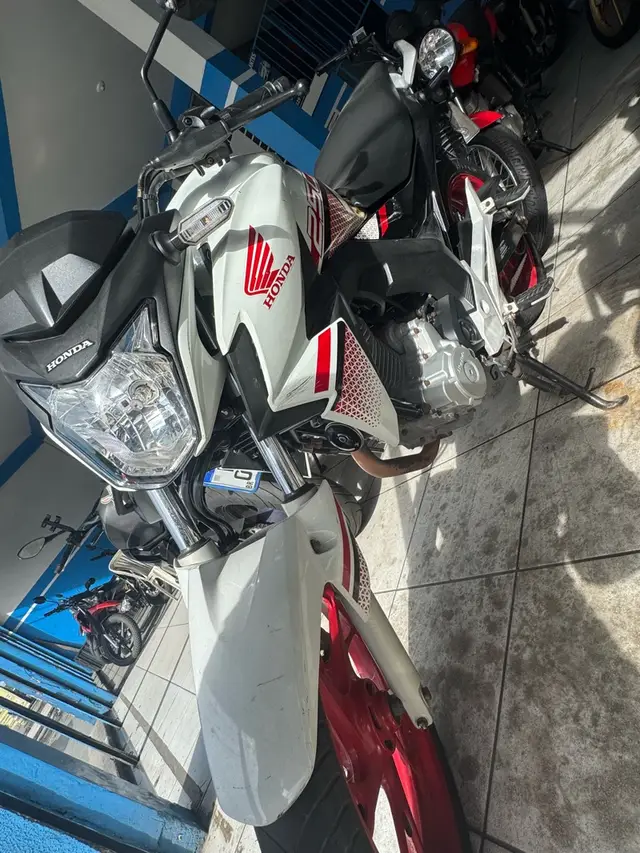 Carro Honda CB 250F Twister 2022 250F (ABS)