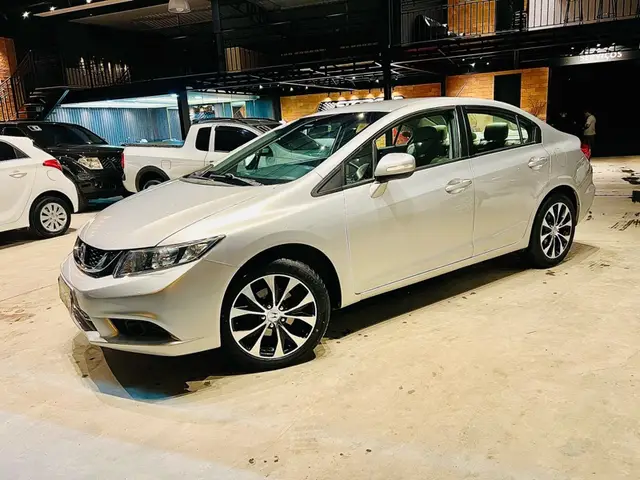 Carro Honda Civic 2015 LXR 2.0 i-VTEC (Aut) (Flex)