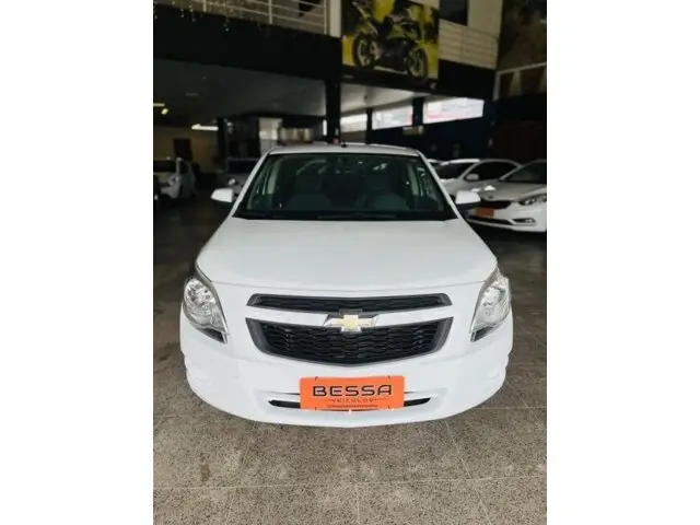 Carro Chevrolet Cobalt 2014 LS 1.4 8V (Flex)