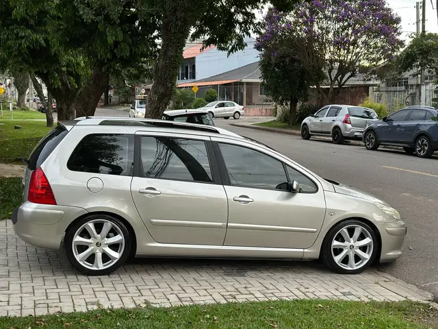 Carro Peugeot 307 SW 2008 Allure 2.0 16V (web)