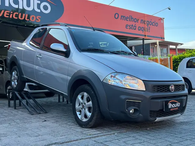 Carro Fiat Strada 2018 Hard Working 1.4 (Flex) (Cabine Dupla)