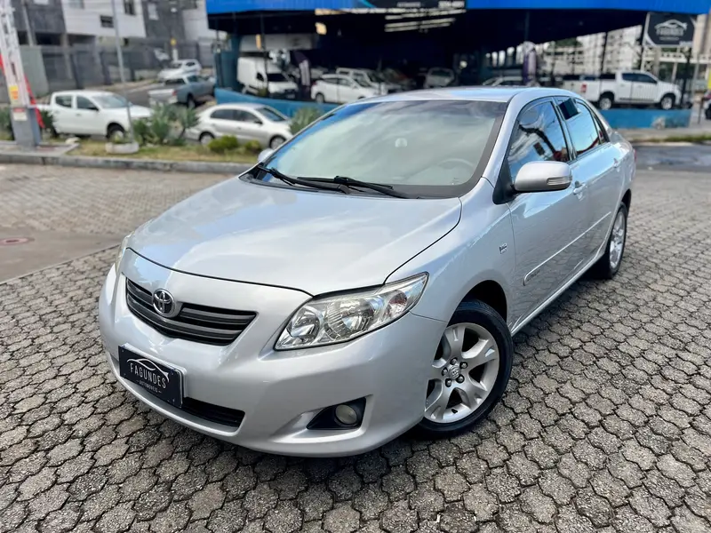 Toyota Corolla Sedan XEi 1.8 16V (flex)