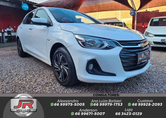 Carro Chevrolet Onix 2024 LT 1.0