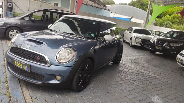 Carro MINI Cooper 2010 S 1.6 16V Turbo (aut)
