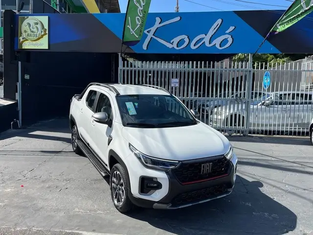 Carro Fiat Strada 2025 Ultra 1.0 Turbo