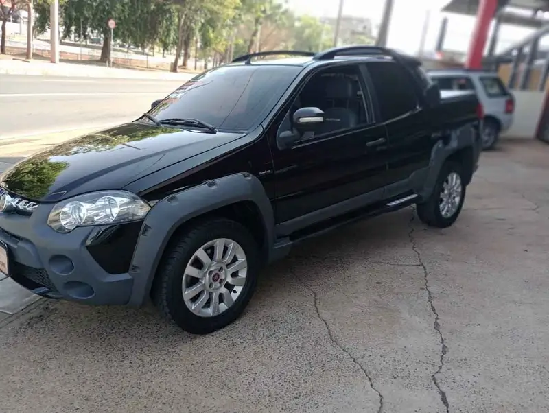 Fiat Strada Adventure 1.8 16V (Flex) (Cabine Dupla)