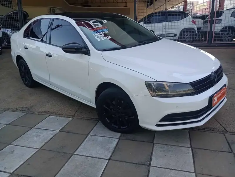 Volkswagen Jetta 2.0 Trendline Tiptronic (Flex)