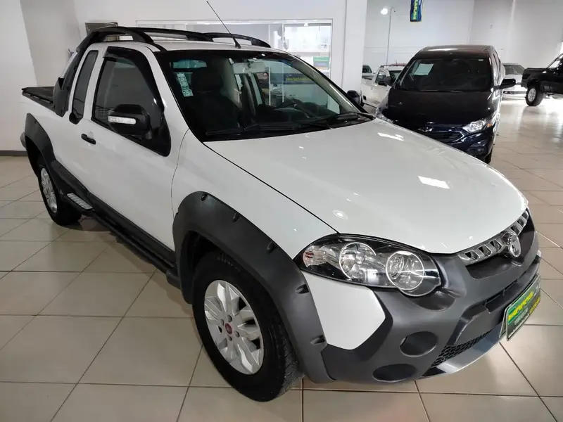 Fiat Strada Adventure 1.8 16V (Flex) (Cabine Estendida)