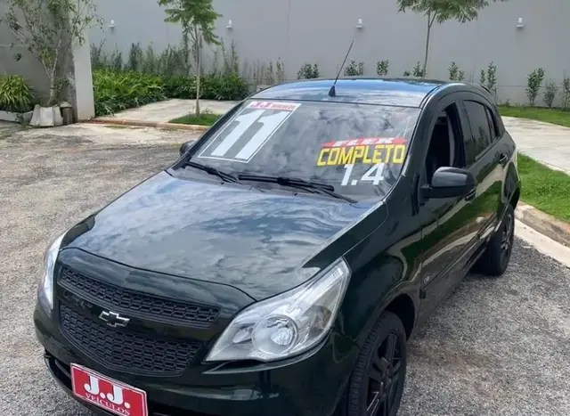 Carro Chevrolet Agile 2011 LTZ 1.4 8V (Flex)