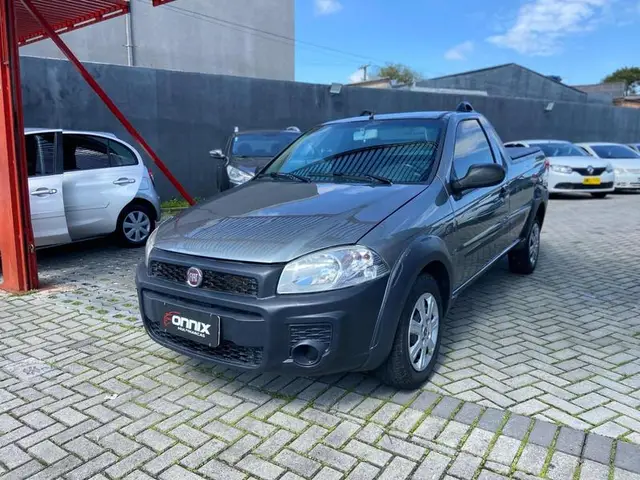 Carro Fiat Strada 2014 Working 1.4 (Flex)