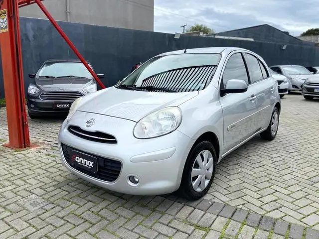 Carro Nissan March 2014 1.6 16V S (Flex)
