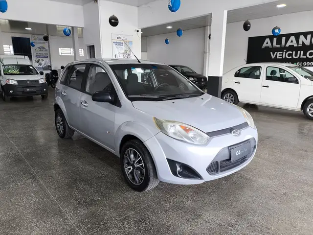 Carro Ford Fiesta Hatch 2013 1.6 (Flex)