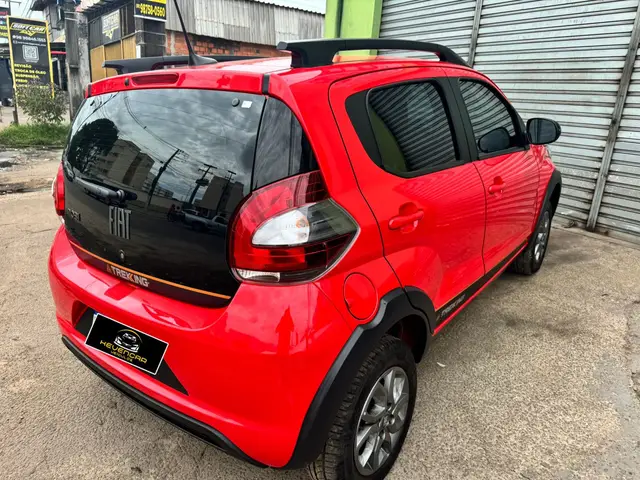 Carro Fiat Mobi 2025 Trekking 1.0