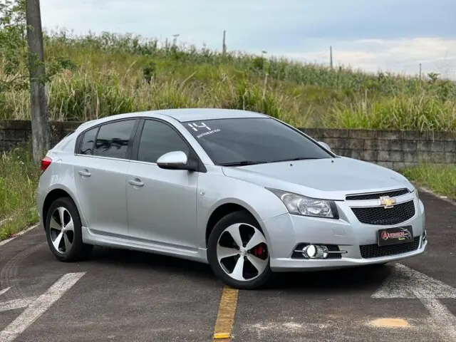Carro Chevrolet Cruze Sport6 2014 LT 1.8 16V Ecotec (Flex)
