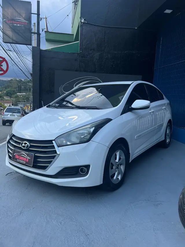 Carro Hyundai HB20S 2016 1.6 Comfort Plus (Aut) (Flex)