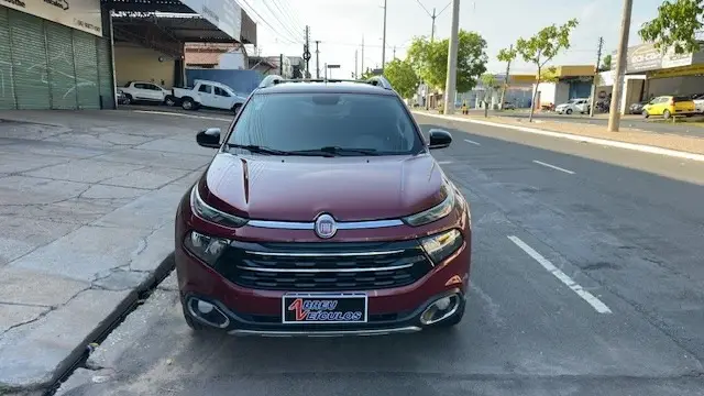 Carro Fiat Toro 2019 Volcano 2.0 diesel AT9 4x4