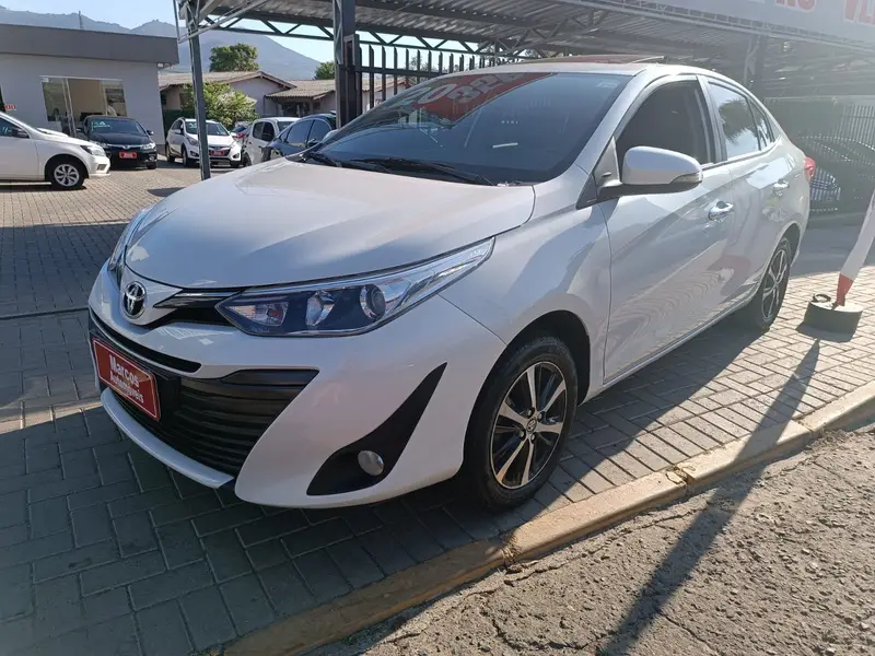 Toyota Yaris Sedan 1.5 XLS CVT (Flex)