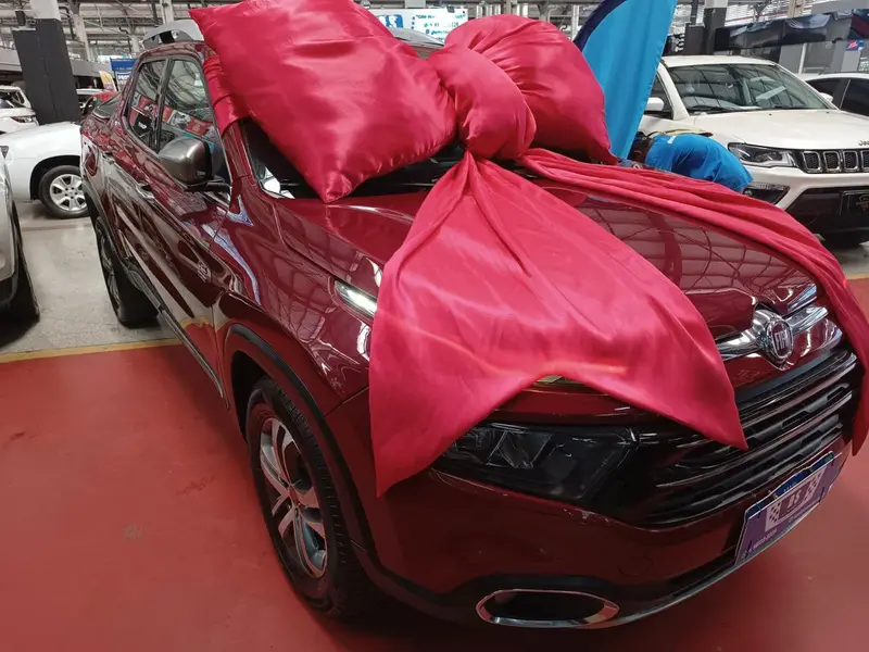 Fiat Toro Volcano 2.0 diesel AT9 4x4