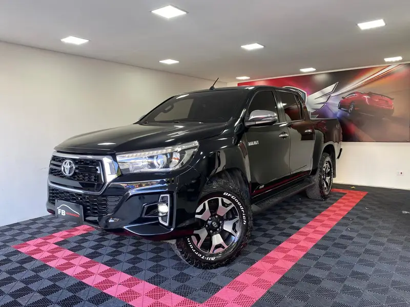 Toyota Hilux Cabine Dupla Hilux 2.8 TDI CD SRX 50th 4x4 (Aut)