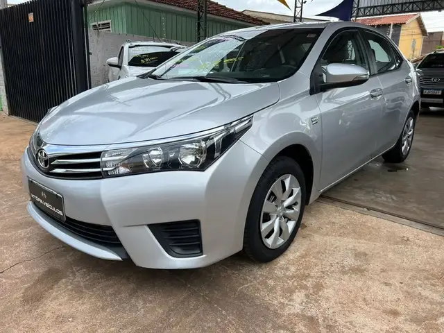 Carro Toyota Corolla 2016 1.8 GLi (Aut.)