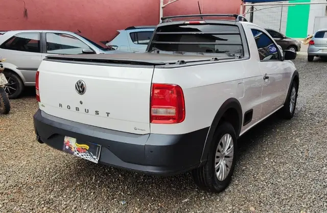 Carro Volkswagen Saveiro 2023 Robust 1.6 MSI CS (Flex)