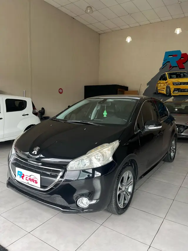 Carro Peugeot 208 2015 Griffe  1.6 16V (Flex) (Aut)