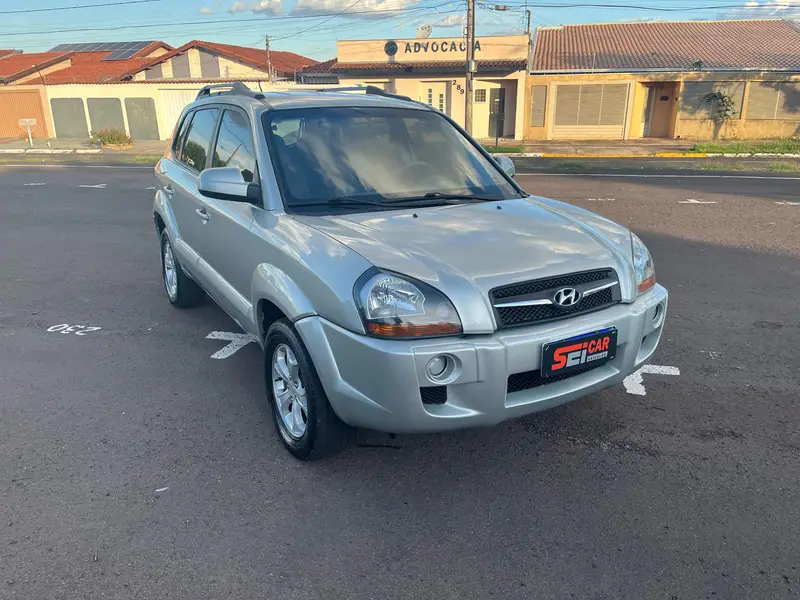 Hyundai Tucson GL 2.0 16V