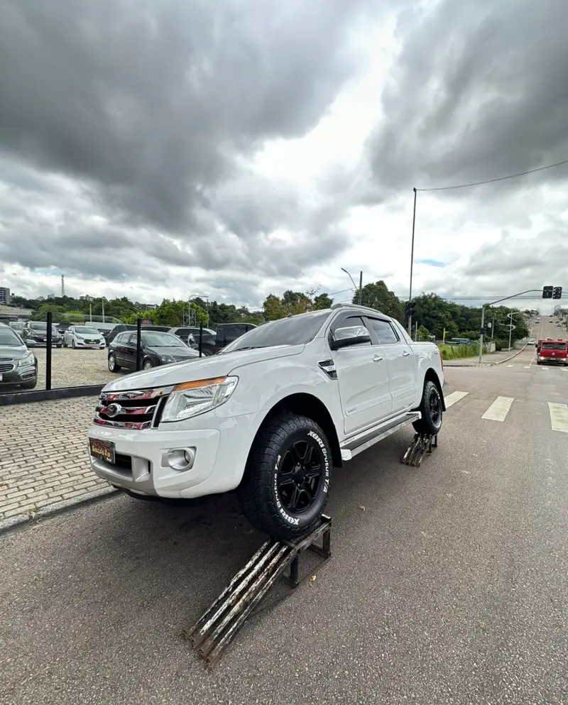 Ford Ranger Cabine Dupla Ranger 3.2 Limited CD 4x4 (Aut)