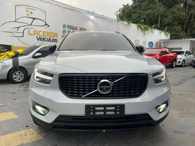 Carro Volvo XC40 2020 2.0 T5 R-Design AWD