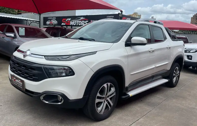Fiat Toro Freedom 1.8 AT6 4x2 (Flex)