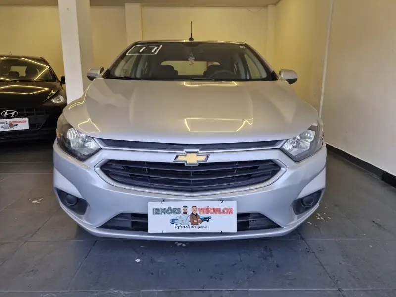 Chevrolet Onix 1.0 LT SPE/4