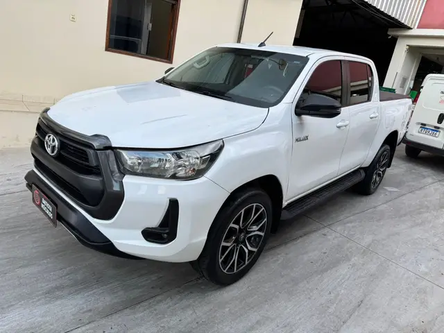 Carro Toyota Hilux Cabine Dupla 2021 STD Power Pack 2.8 TDI CD 4x4